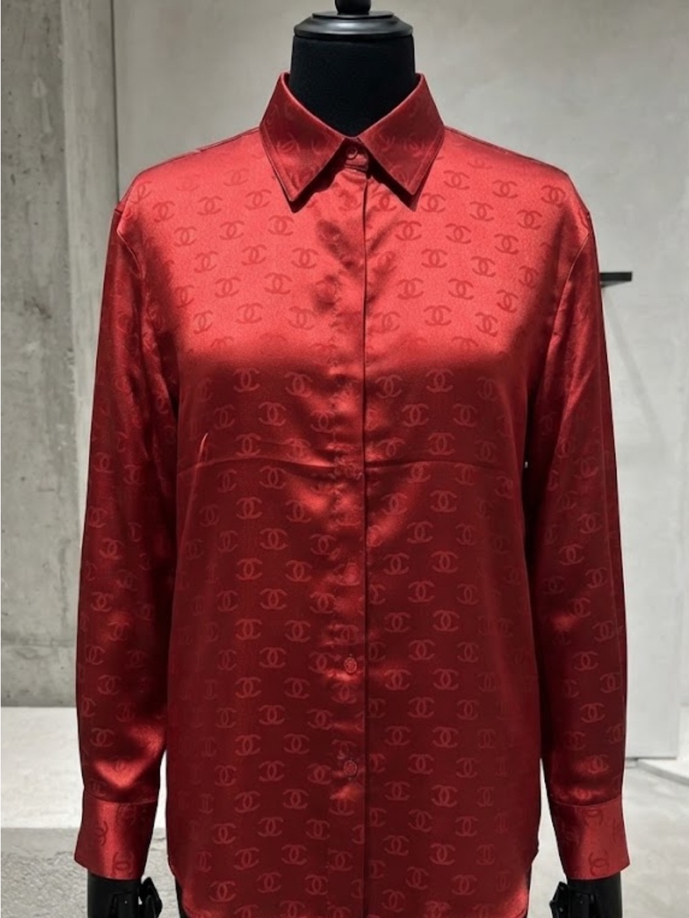 Brand New ! Red Satin Long-Sleeve woman’s Shirt